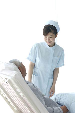 介護士や保育士に興味があるなら